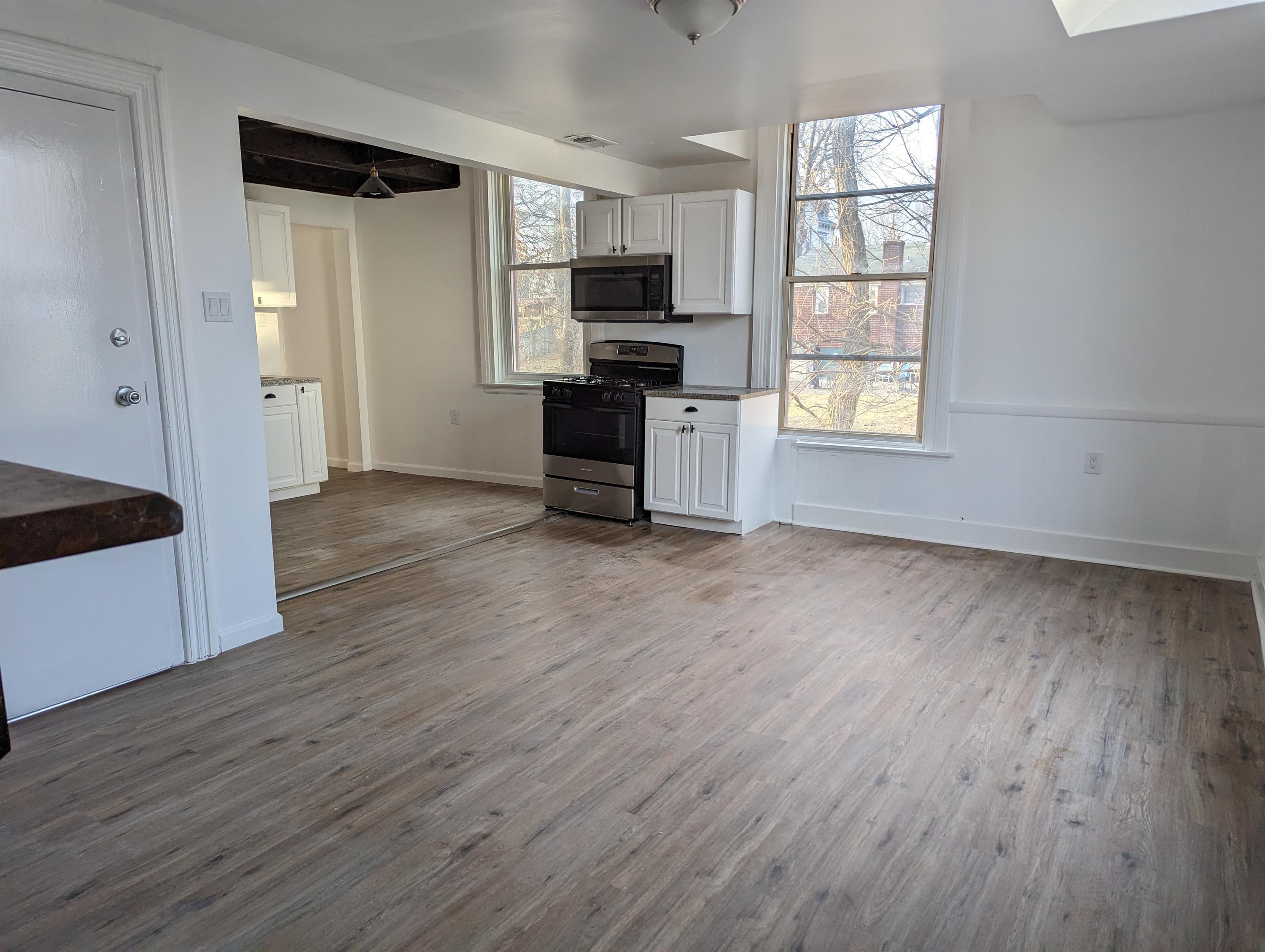321 Lafayette Ave unit 3 – photo 1