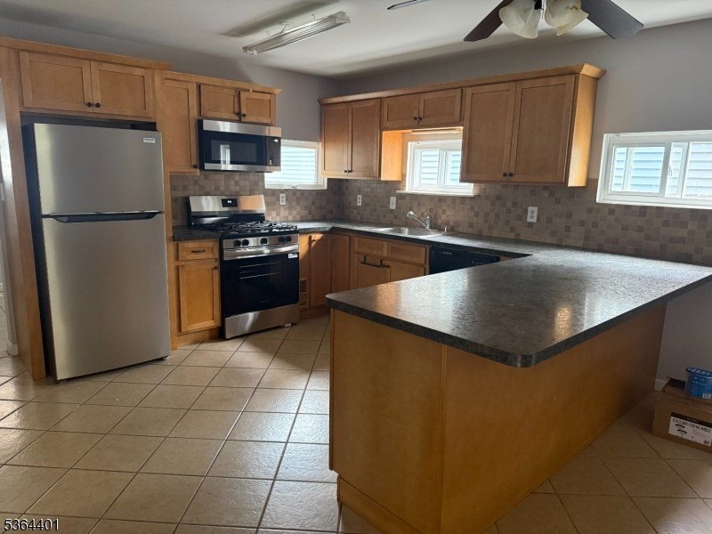 15 Diamond Dr – photo 3