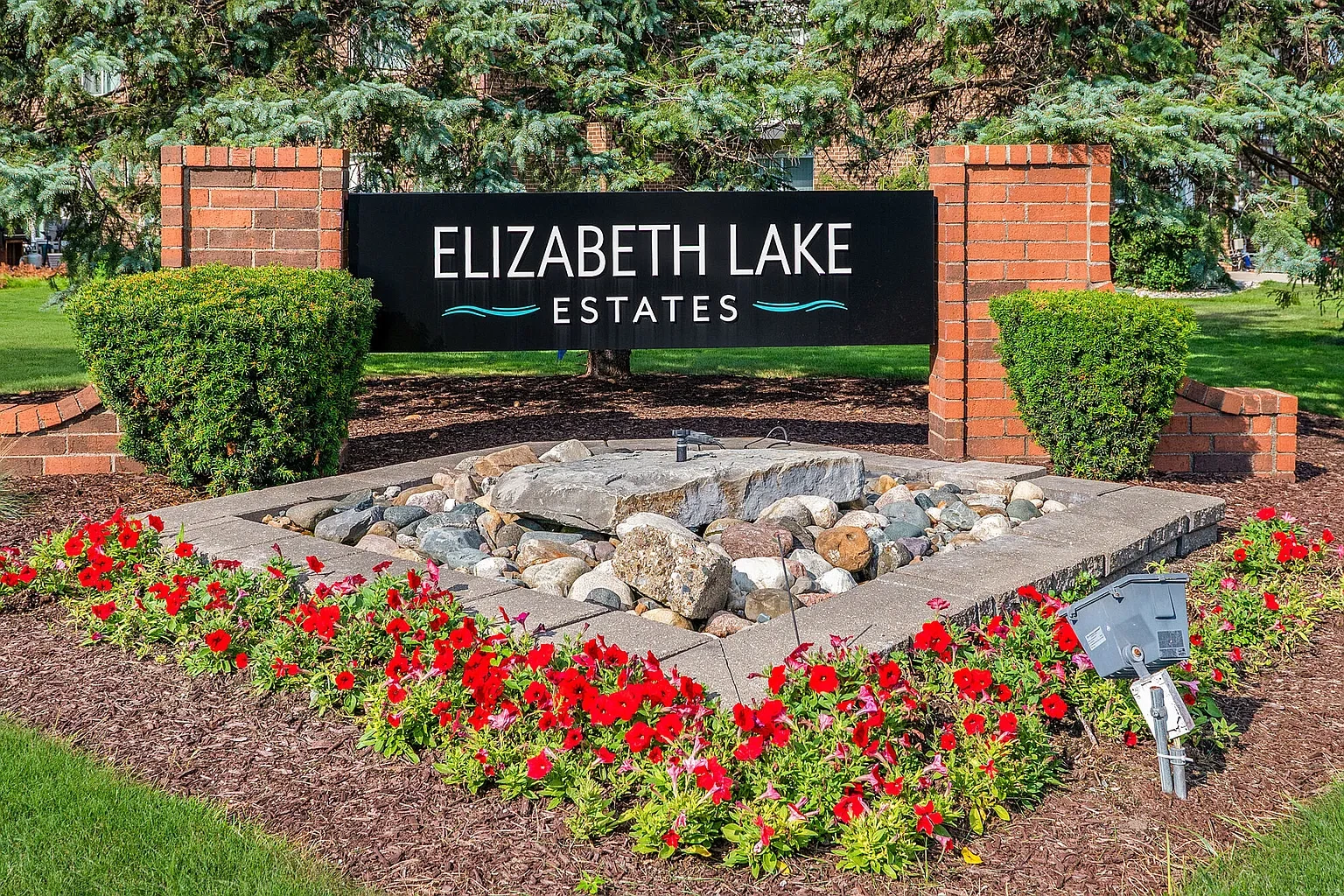 Elizabeth Lake Estates – photo 4