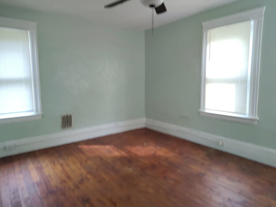 6034 Hillman Ave – photo 5