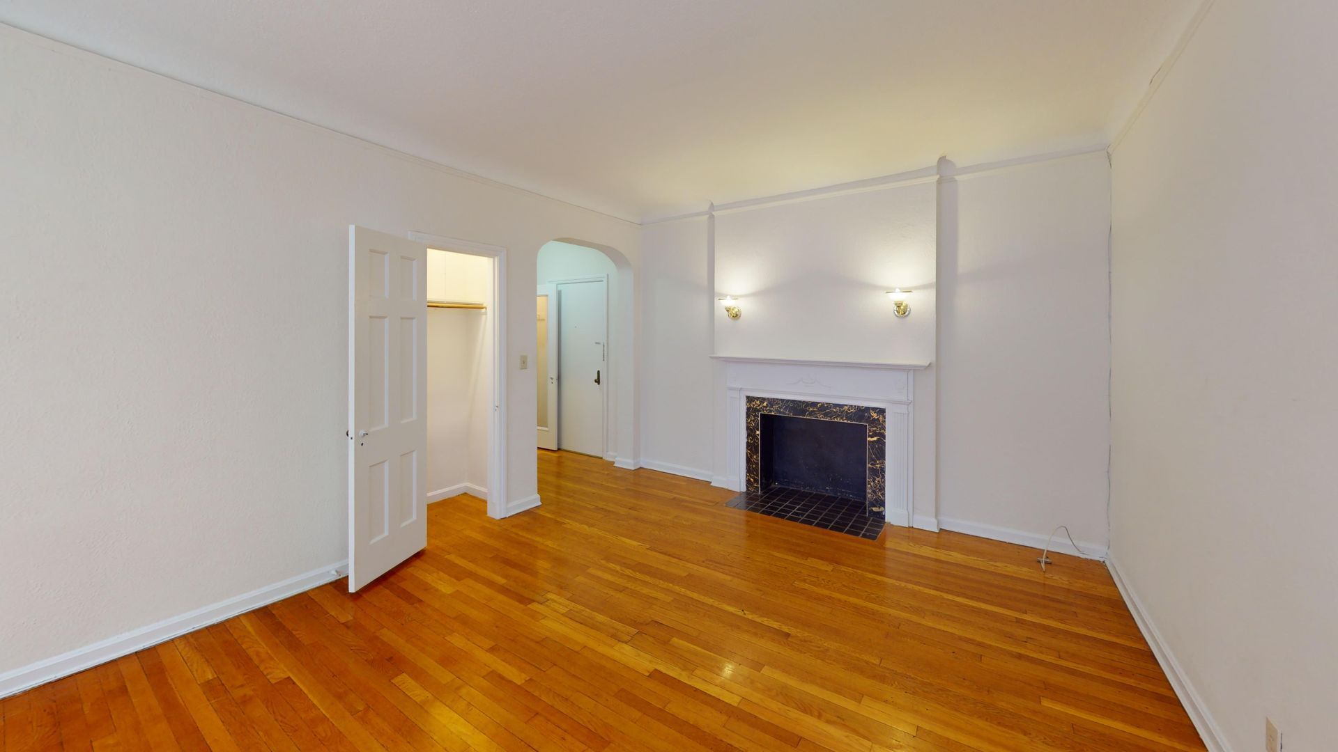 2566 Kemper Rd unit 104 – photo 3