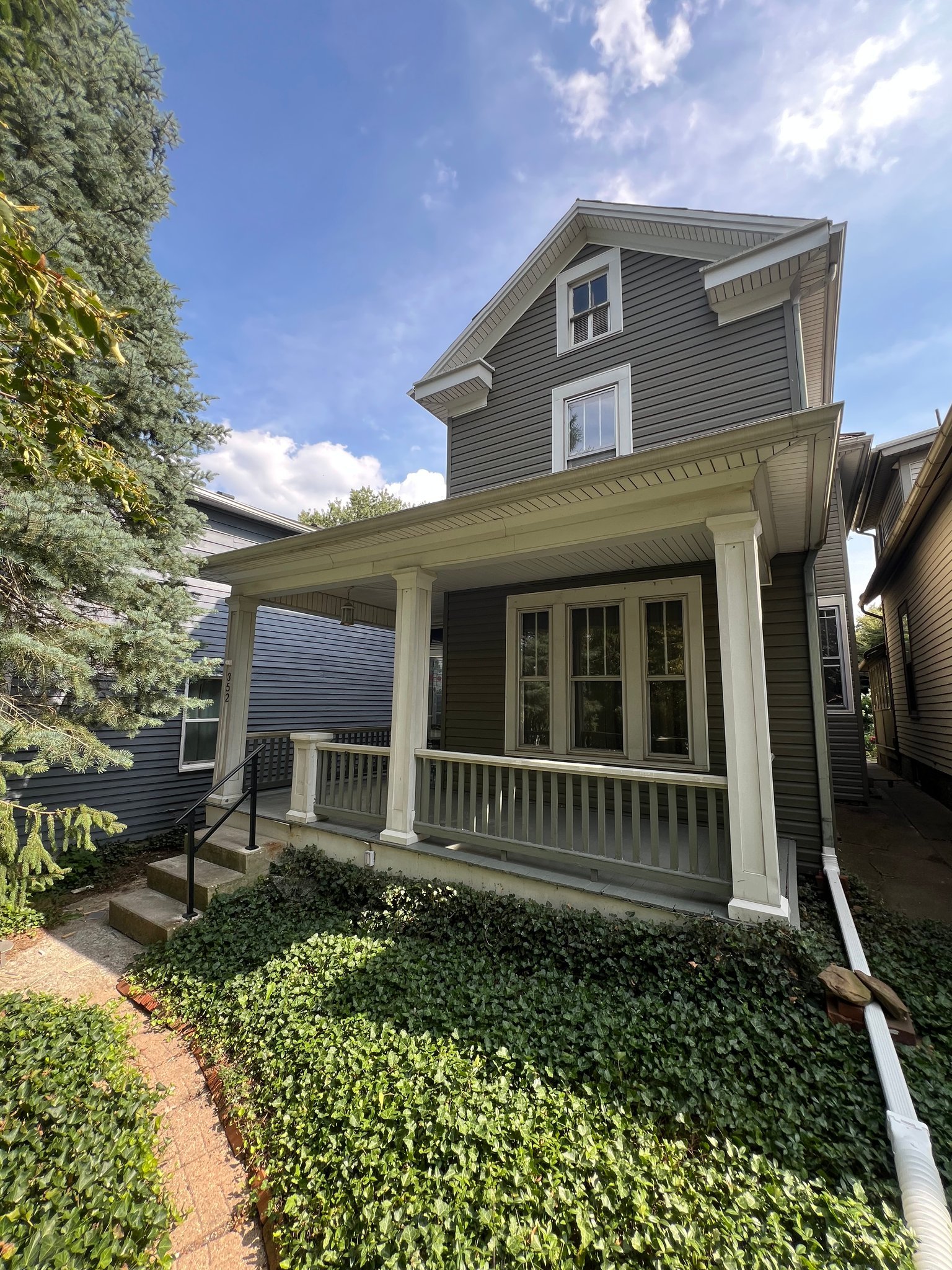 352 E Mulberry St – photo 1