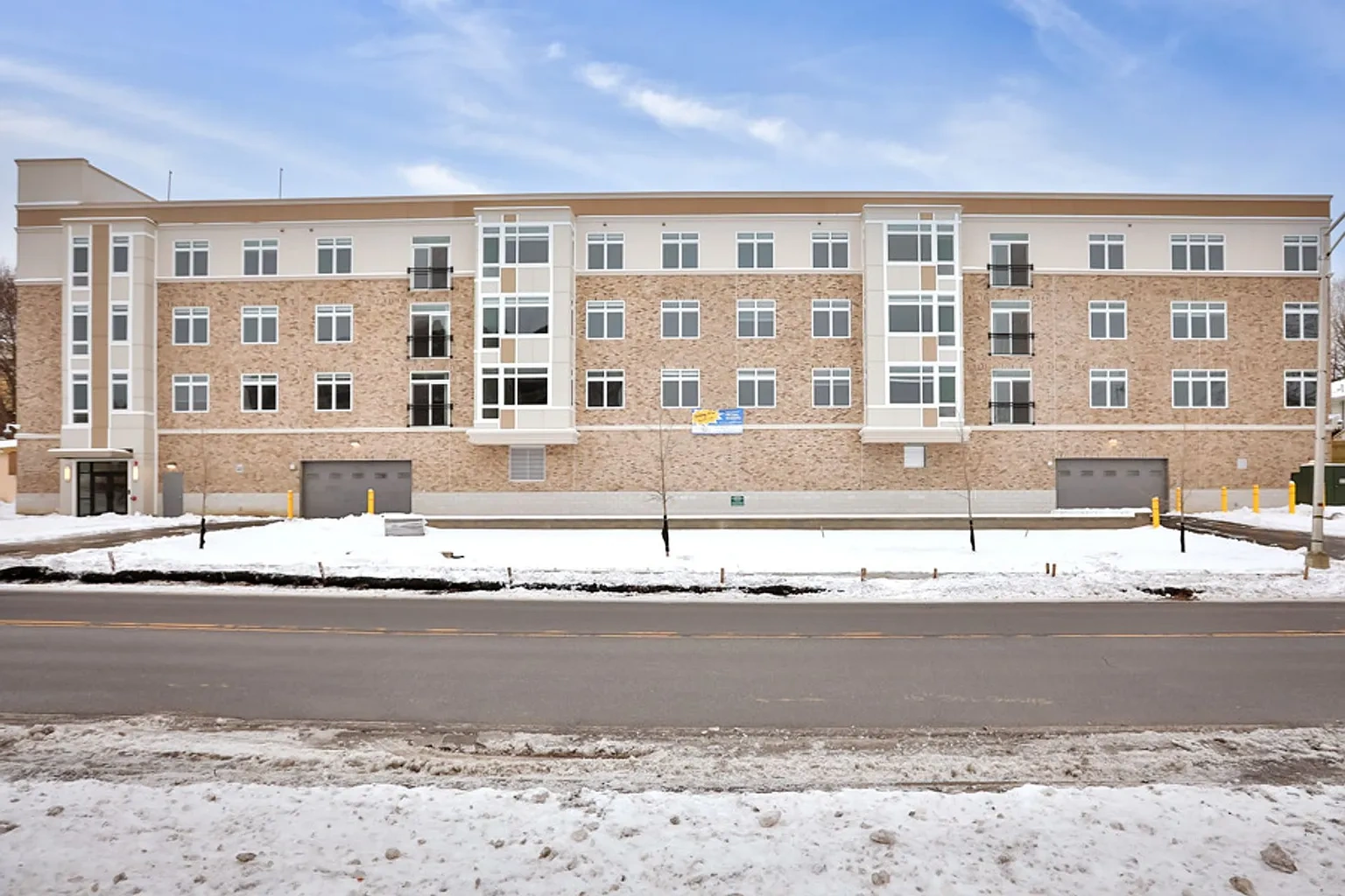 The Reserve on Hackett Apartments – photo 2