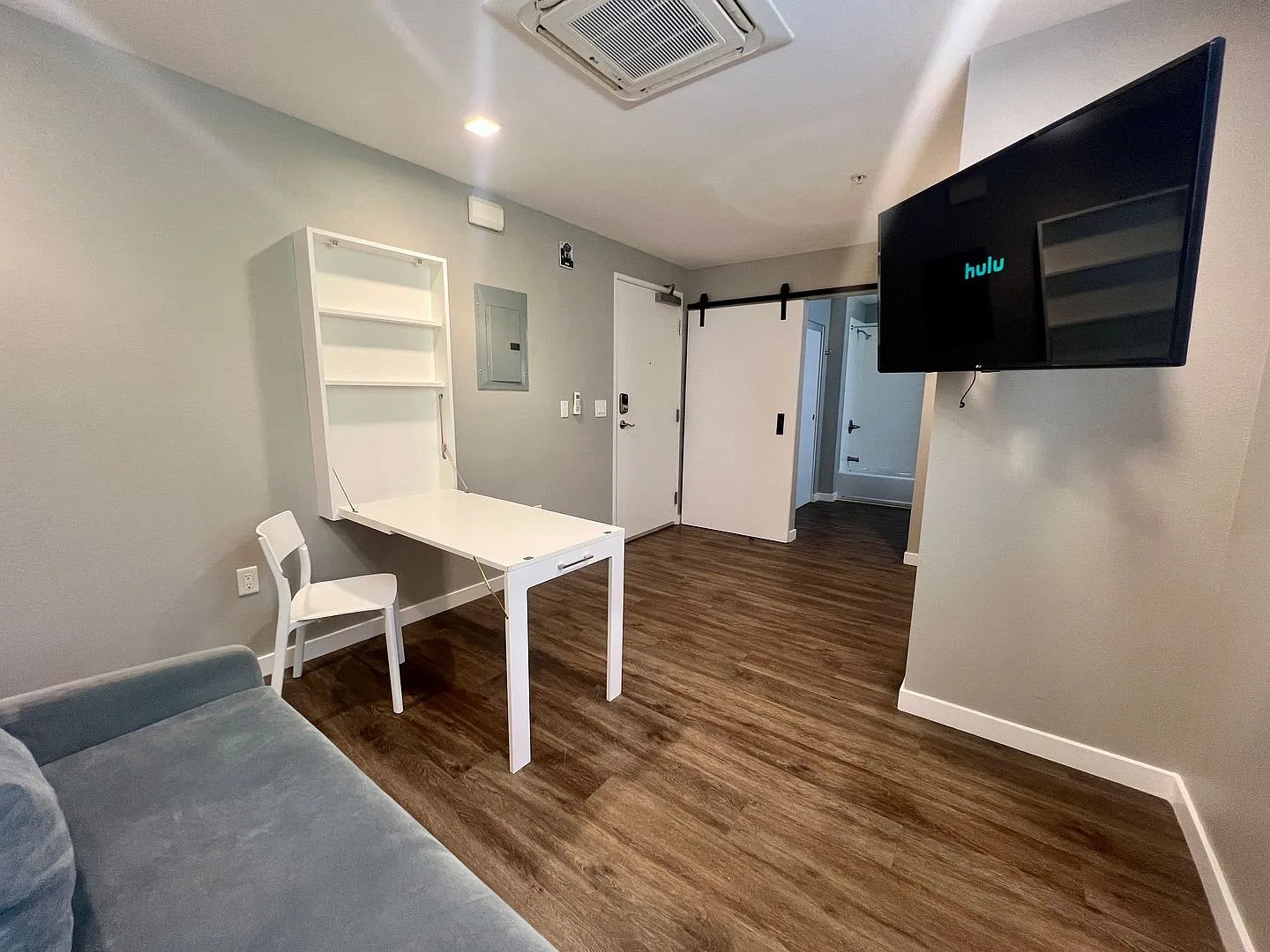 STUDIOS435 – Floor plan
