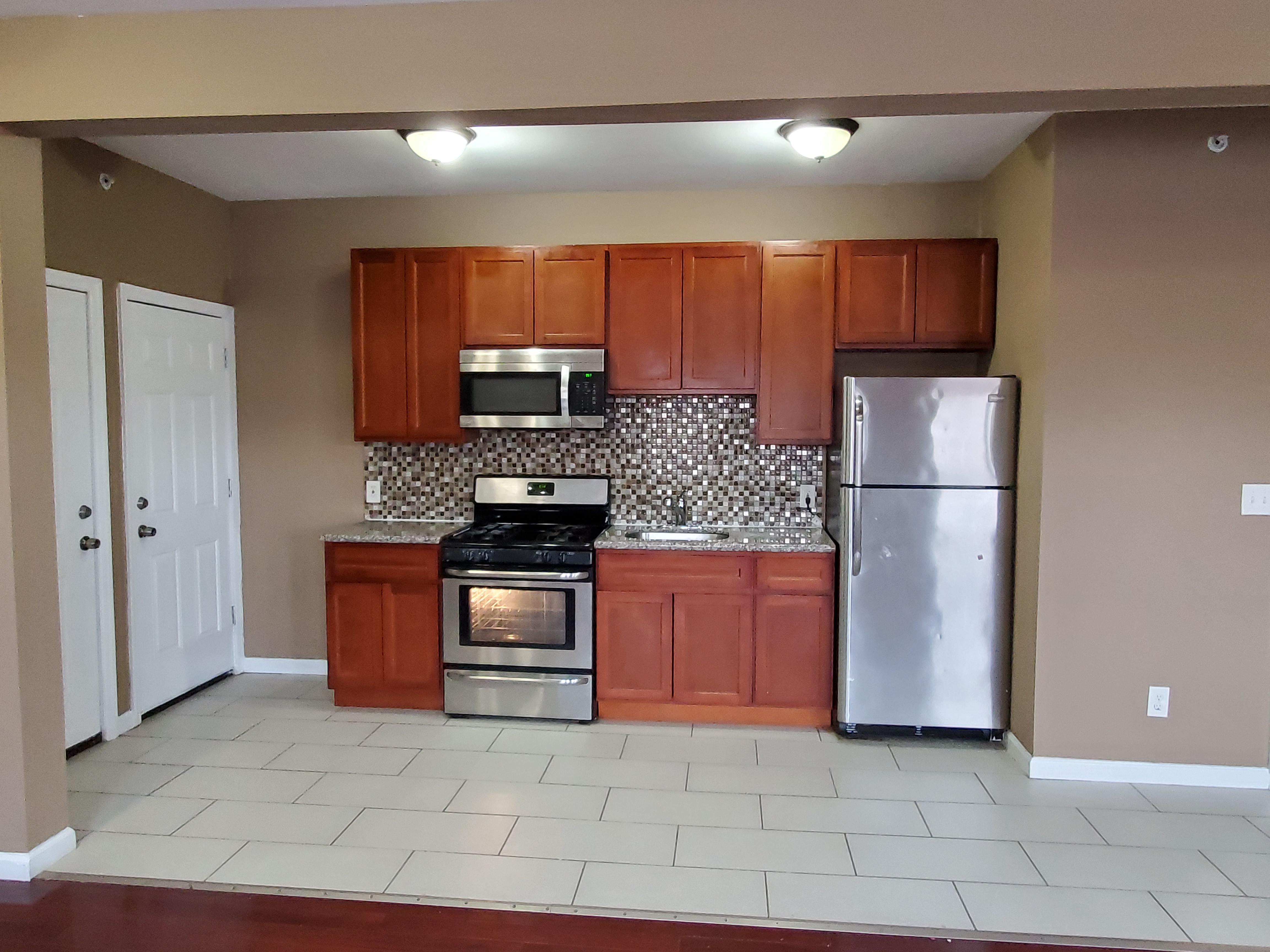 39 N Burnett St unit b – photo 3