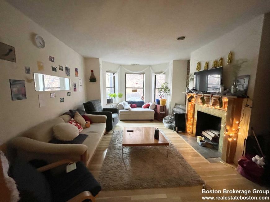 83 Gainsborough St – photo 3