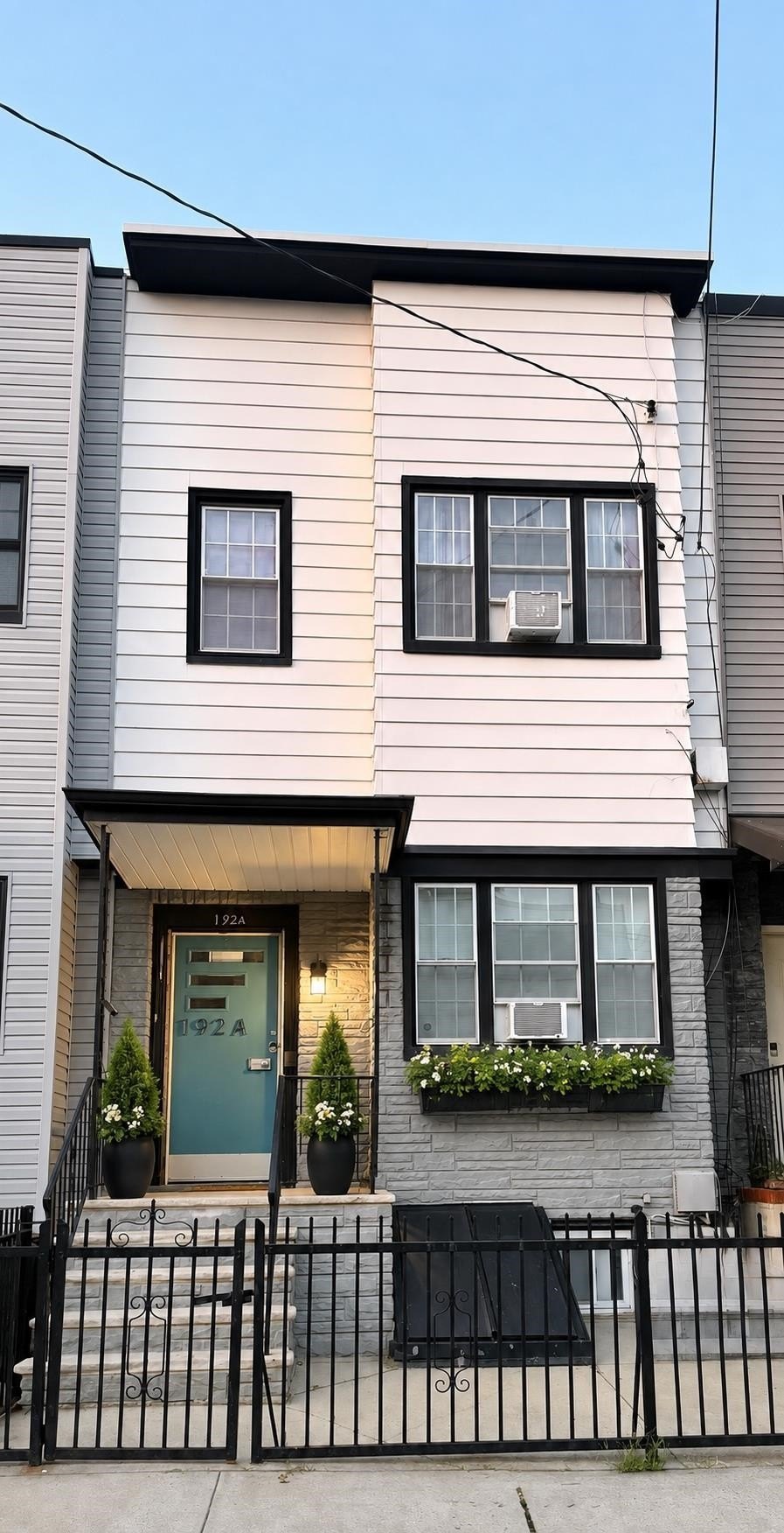192A Bowers St – photo 1