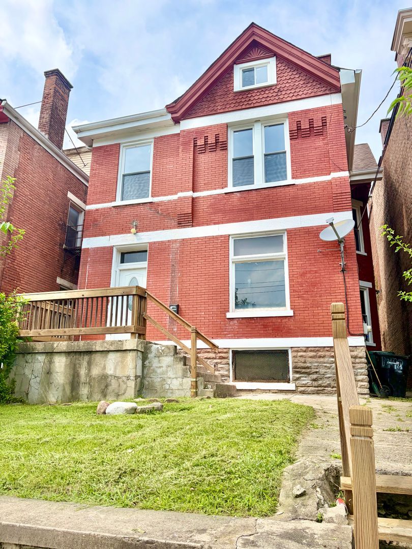 1748 Queen City Ave – photo 1