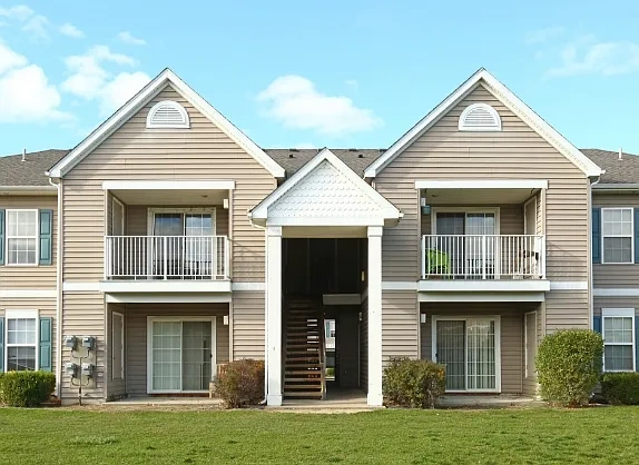 Mapleview Apartments – photo 1