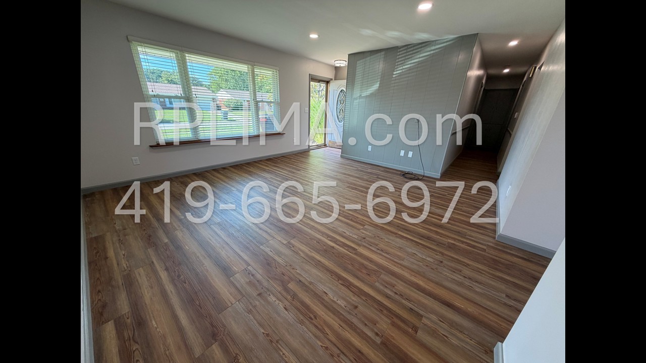 614 Westbrook Dr – photo 2