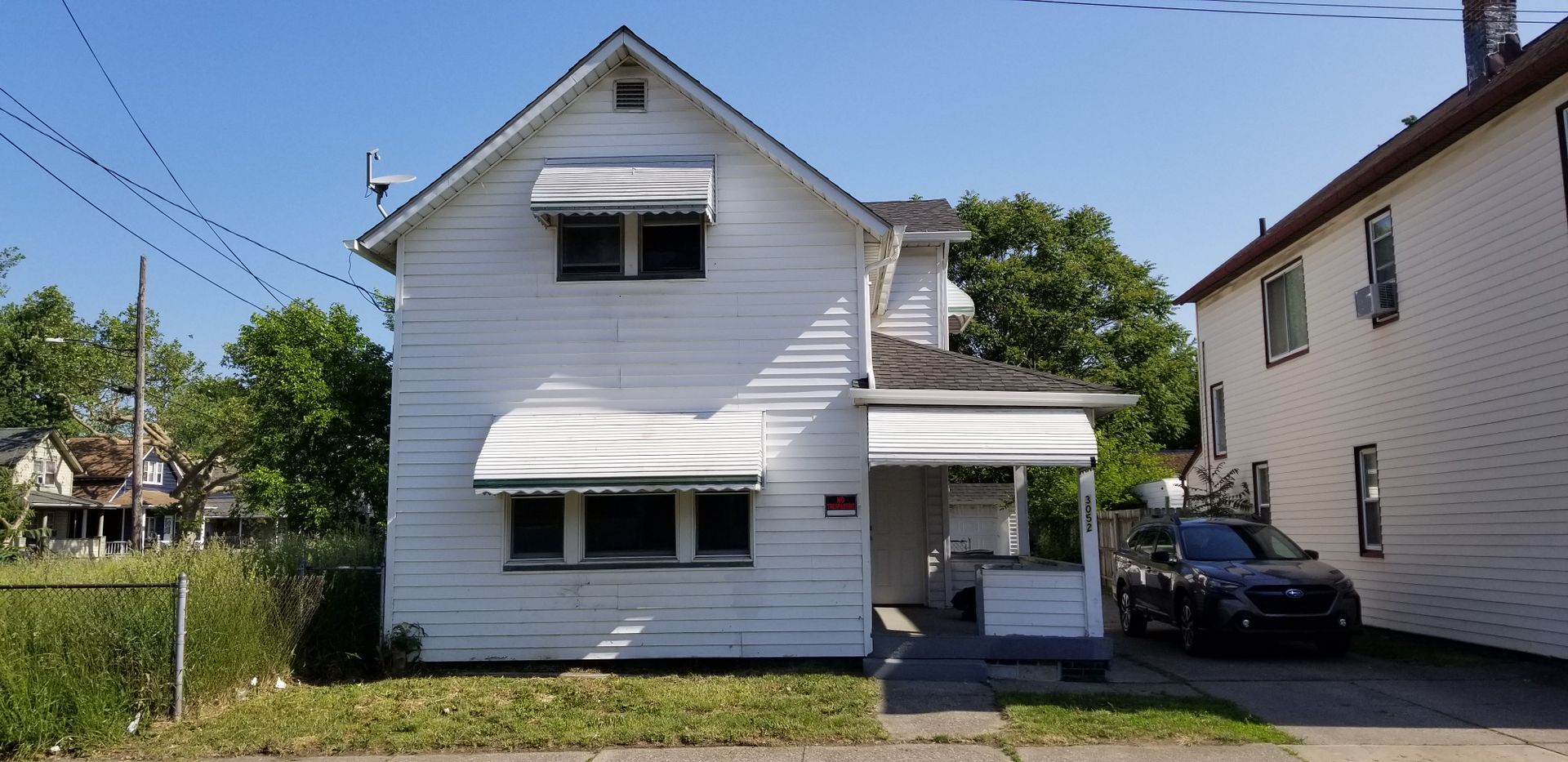 3052 Sackett Ave unit Back – photo 3