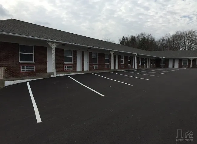 Traveler's Suites – photo 2