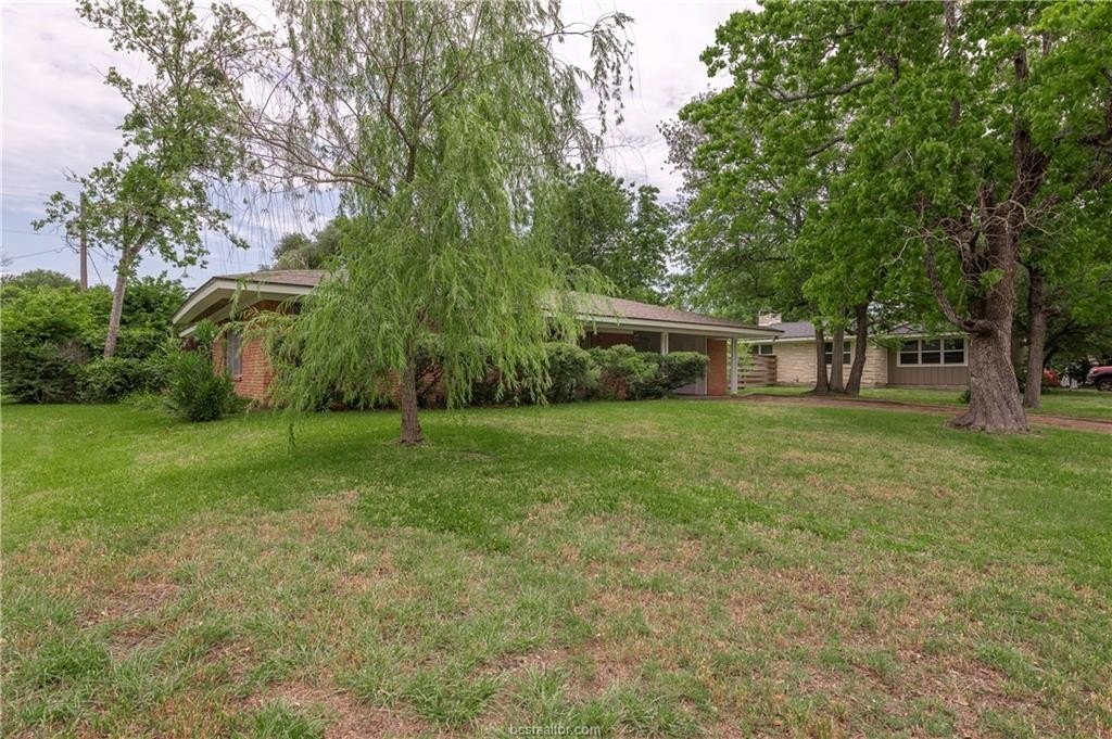 501 Helena St – photo 3