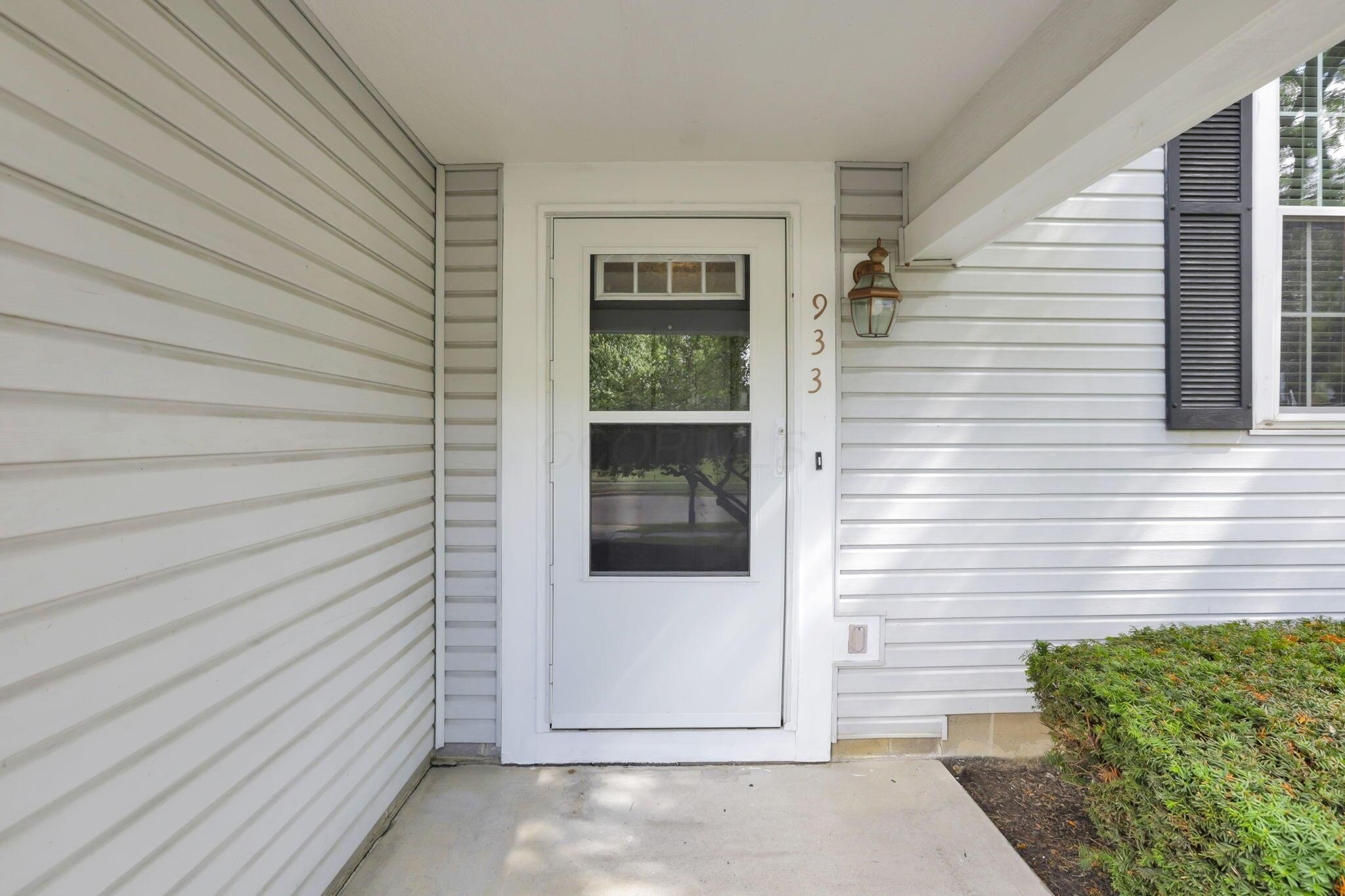 933 Briaro St – photo 3