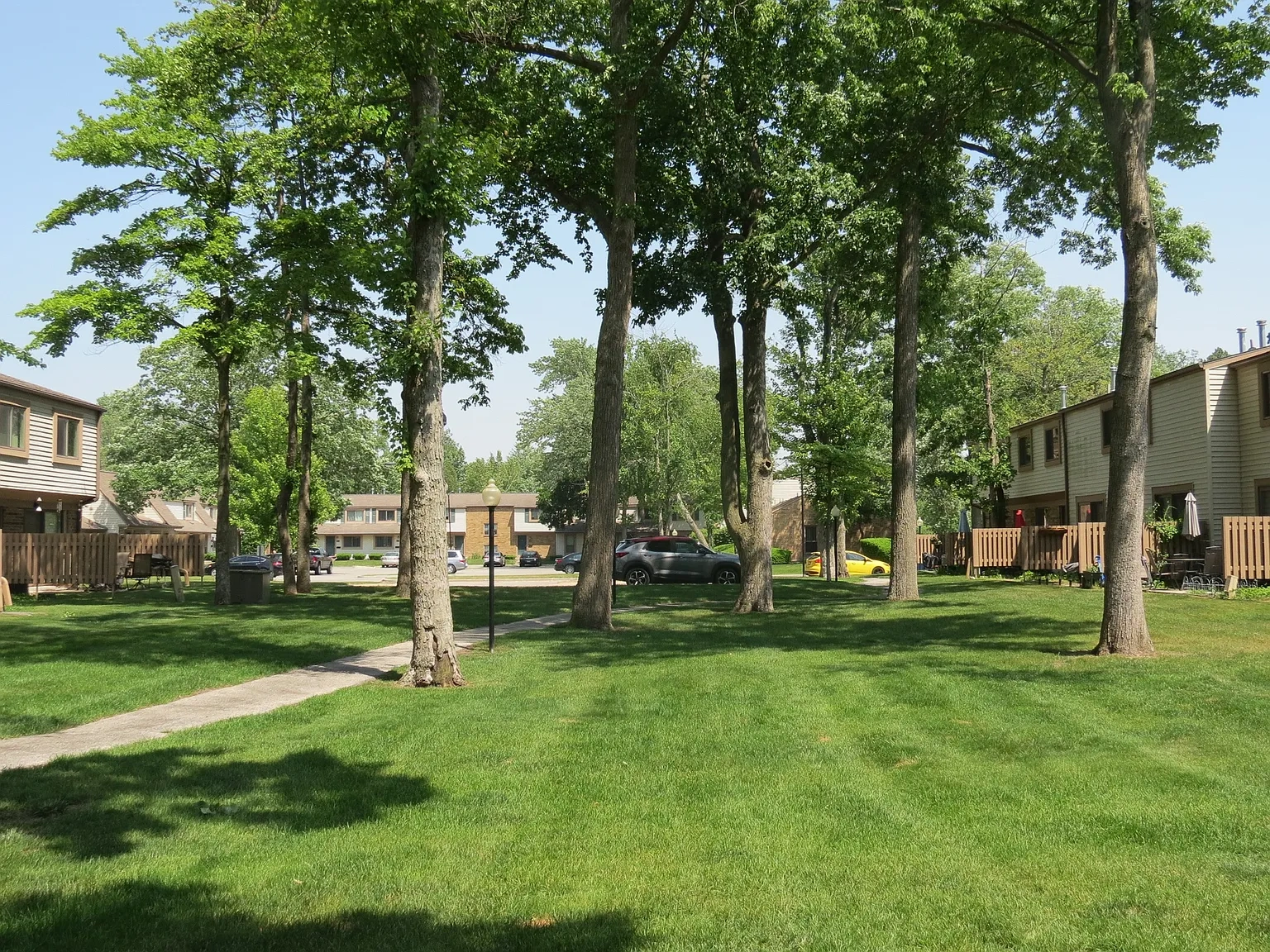 Forest Glen Townhomes – photo 4