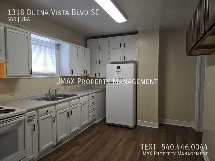 1318 Buena Vista Blvd SE – photo 5