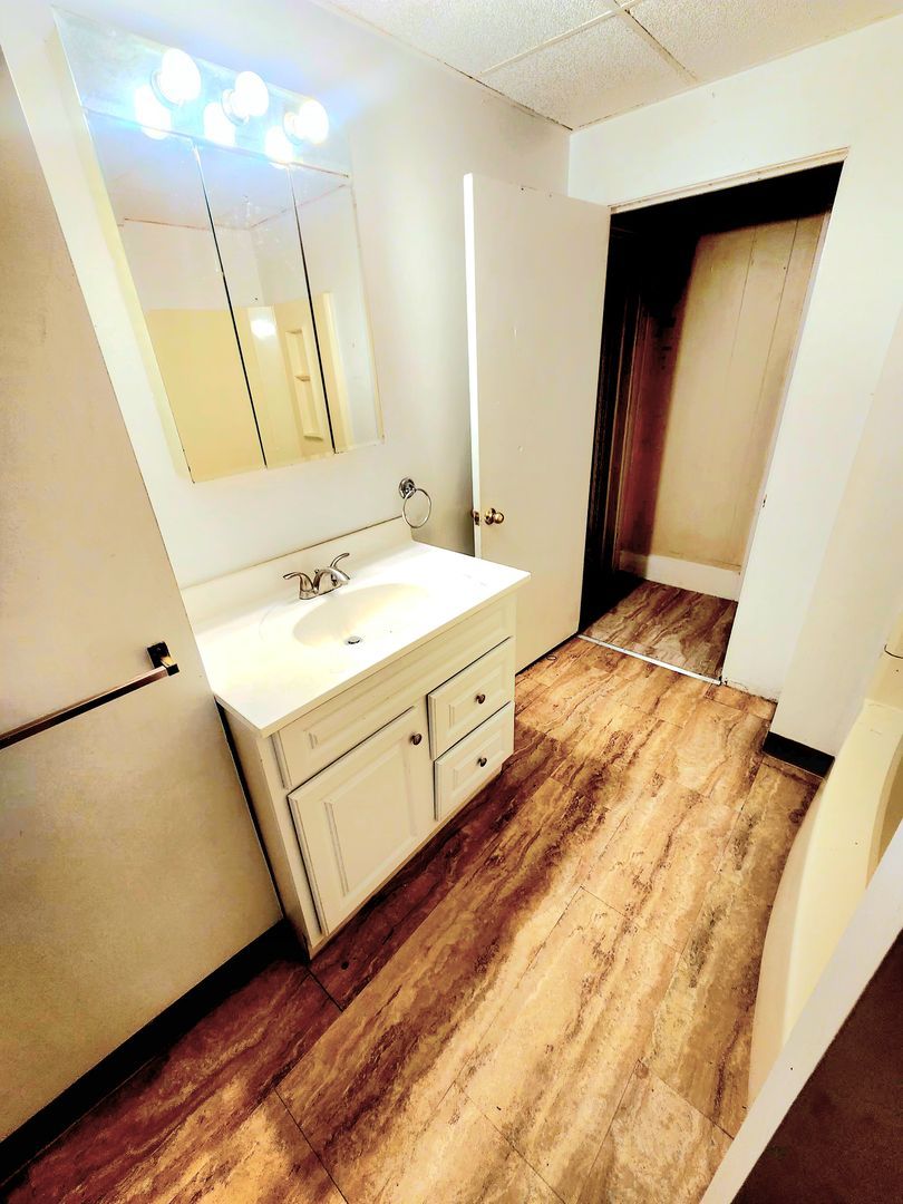 102 Center Ave unit 2 – photo 5