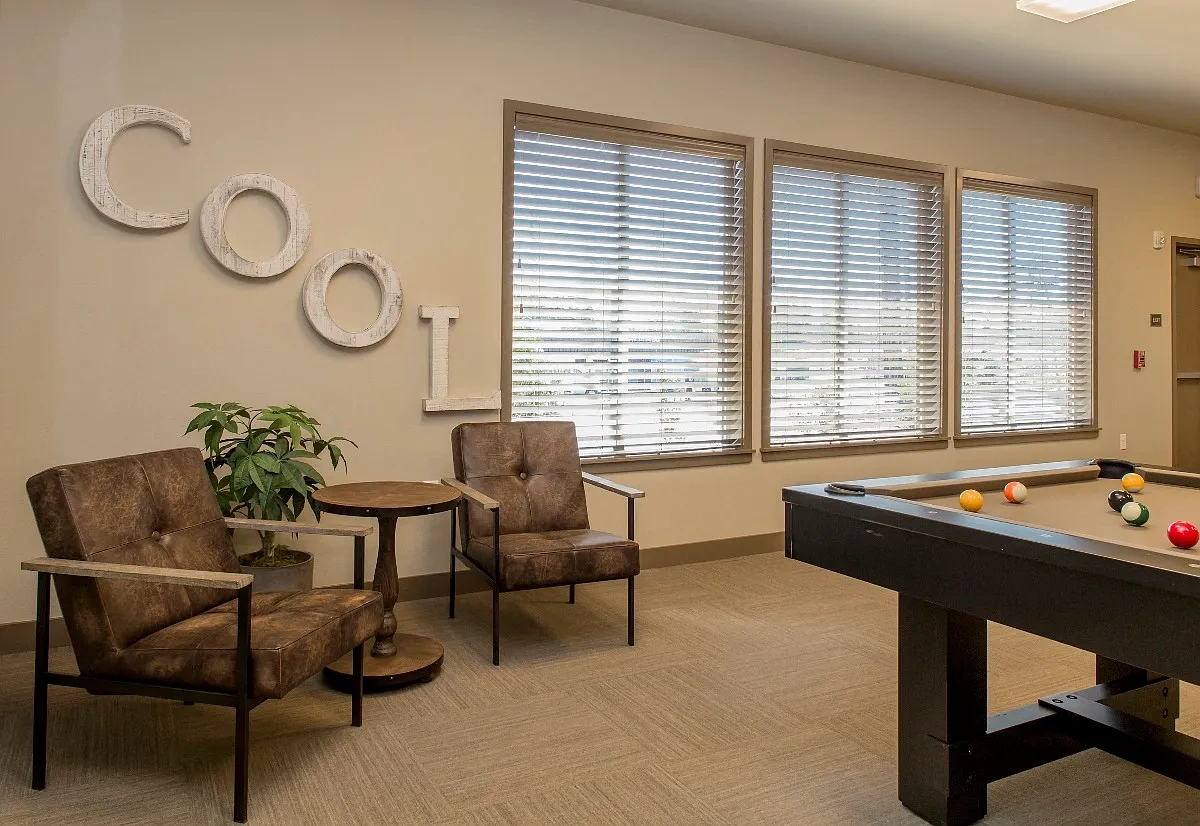 Axis Apartments – photo 1