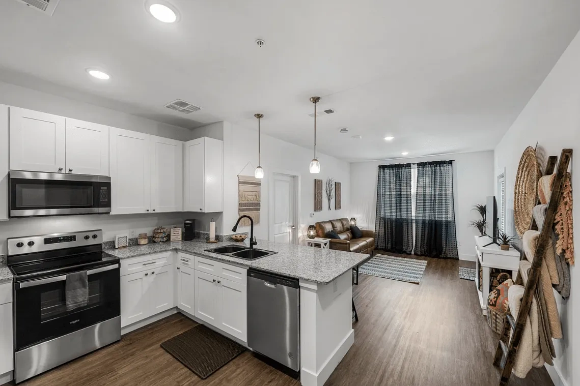 Flat Creek Apartments – photo 5