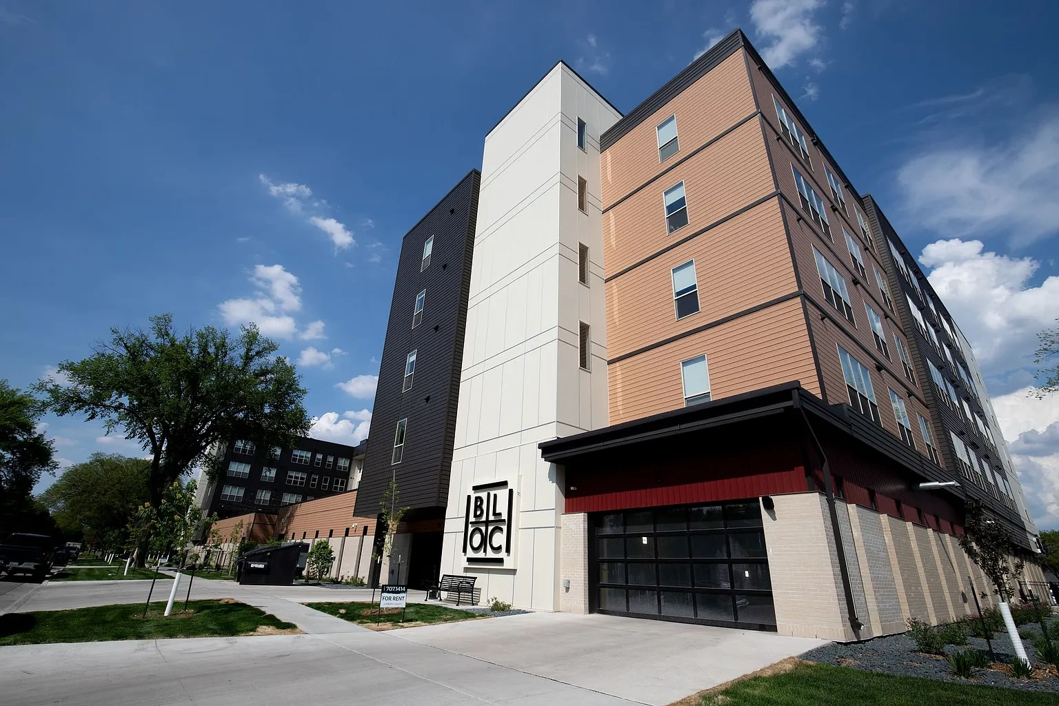 BLOC Apartments – photo 3