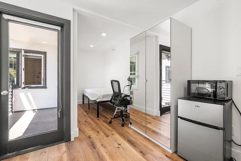 2425 Prospect – Floor plan