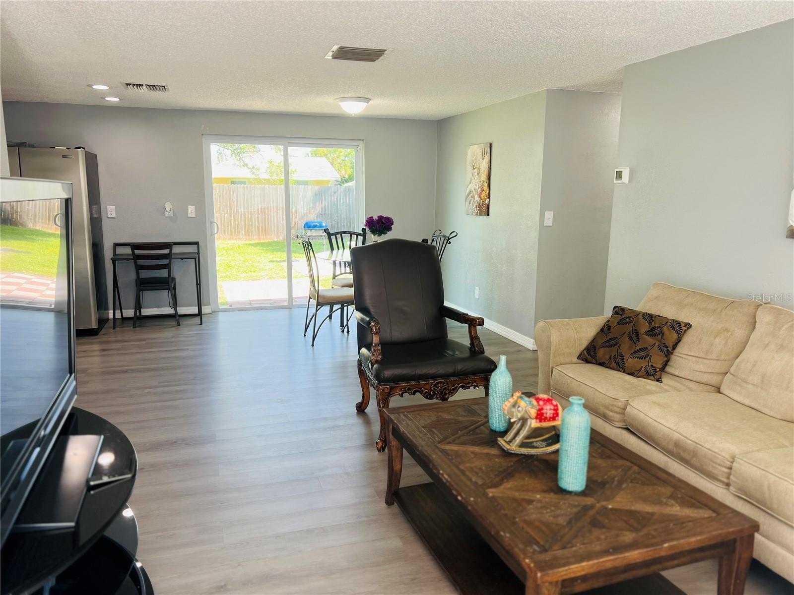 3405 Wilson Dr – photo 4