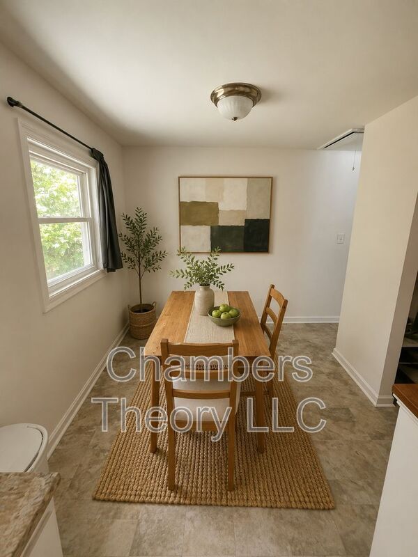 6514 Berkshire Dr – photo 2