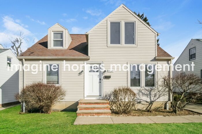 1131 Belrose Rd – photo 1