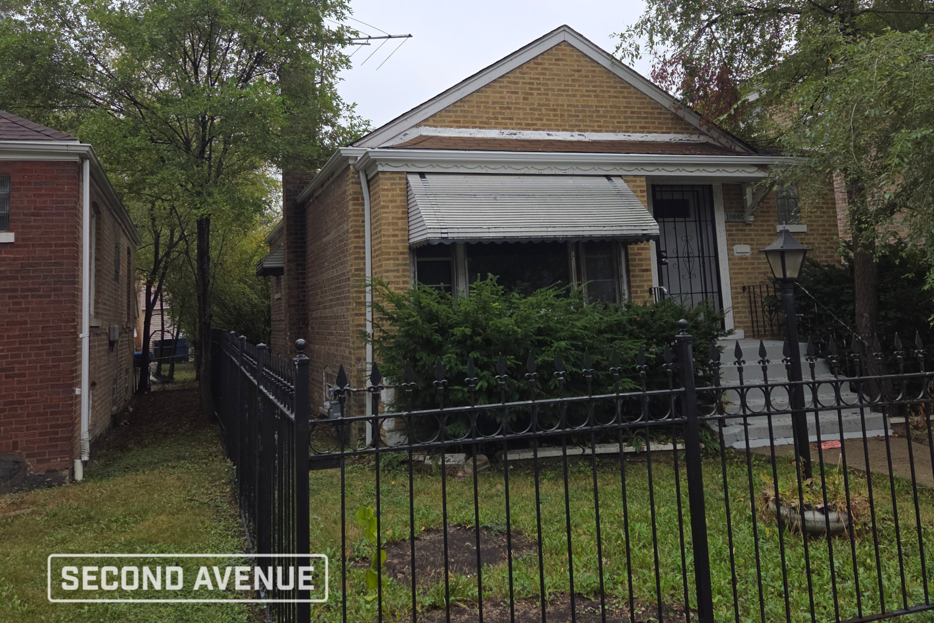 10605 S Indiana Ave – photo 1
