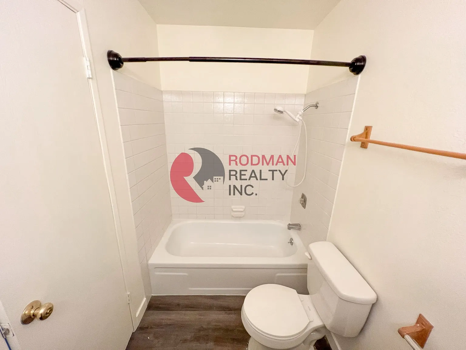 Studio East Apartments – photo 3