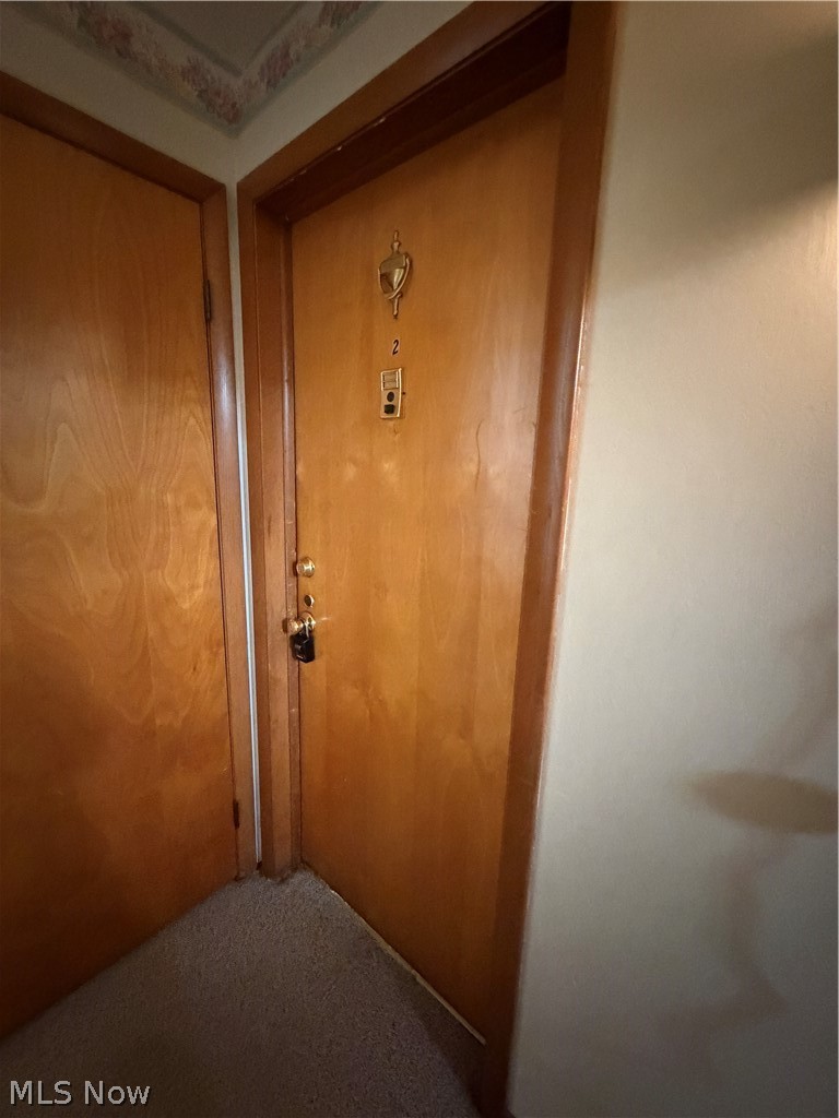 320 E Chestnut St unit 2 – photo 2