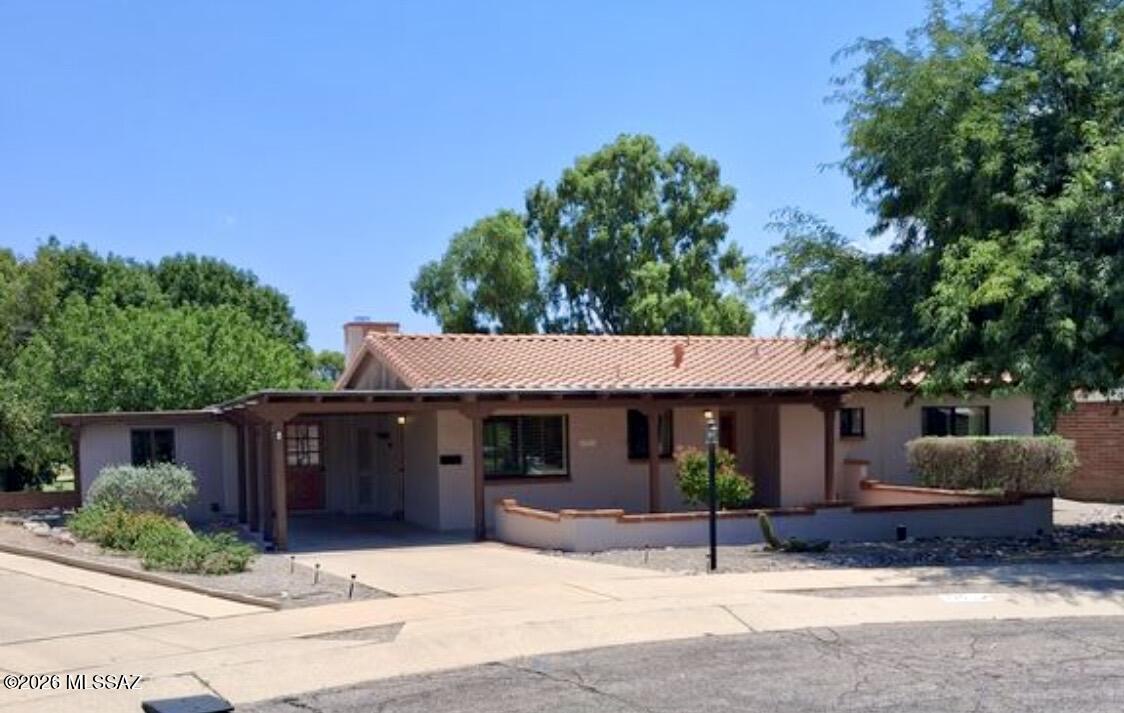 125 E Los Arcos – photo 1