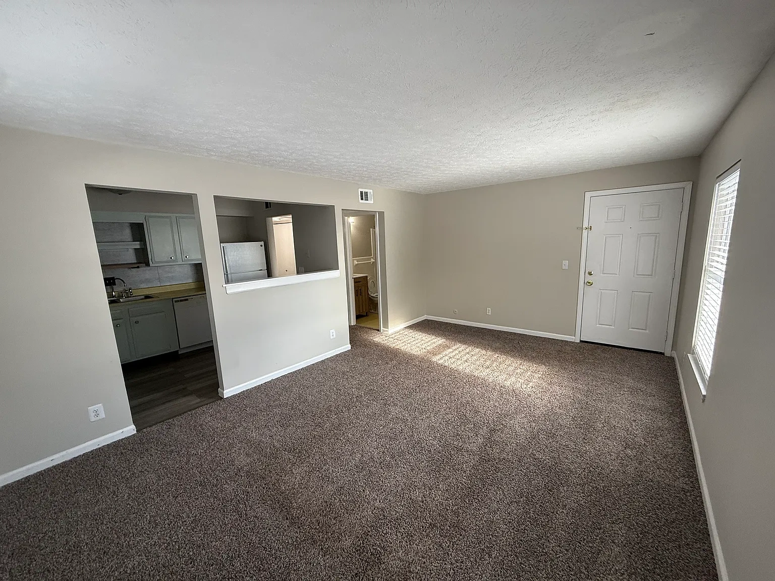 Charlestown House Apartments – photo 1