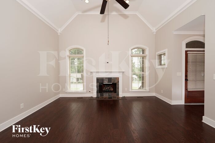 1016 Alford Ave – photo 3