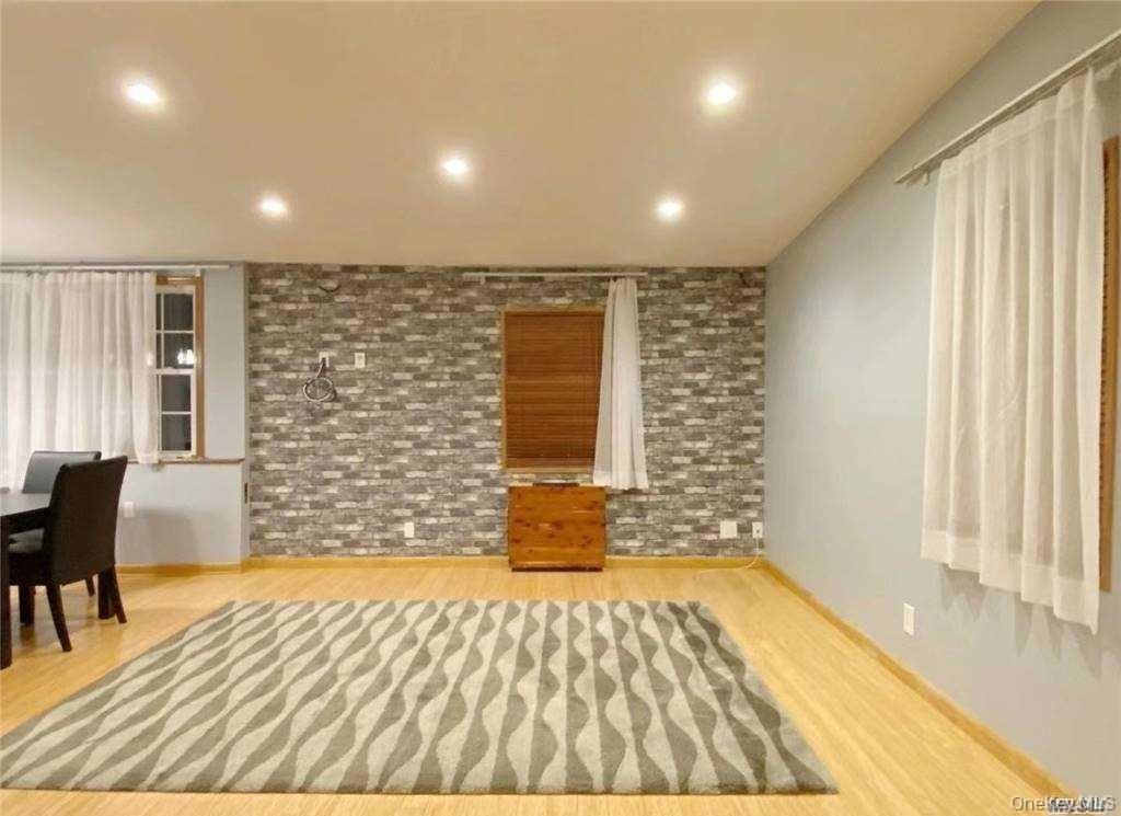 59 Oak St #1 – photo 4