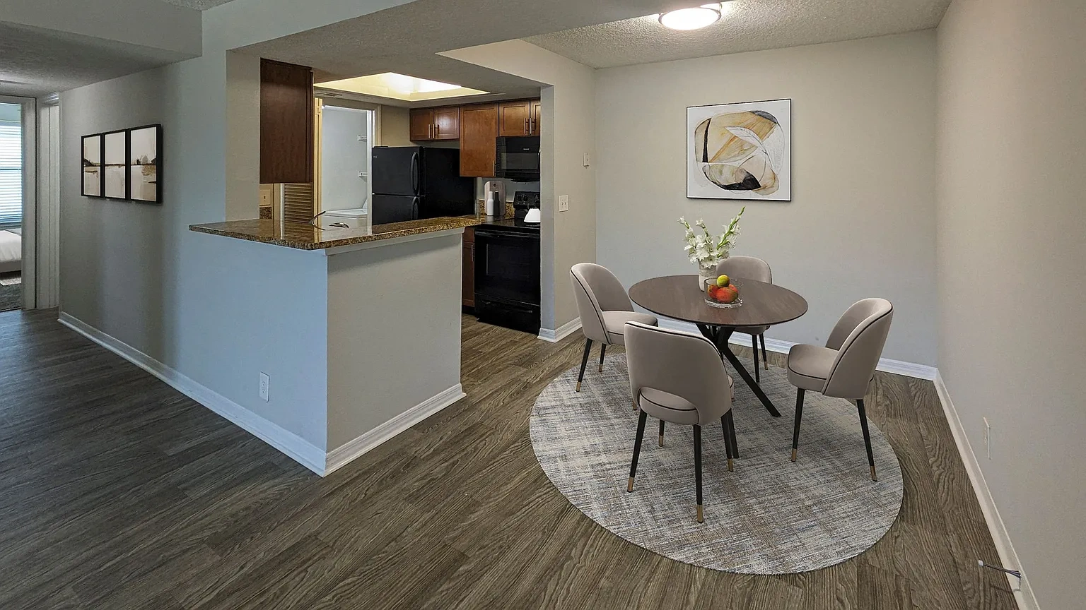 Vue at 1400 – photo 1