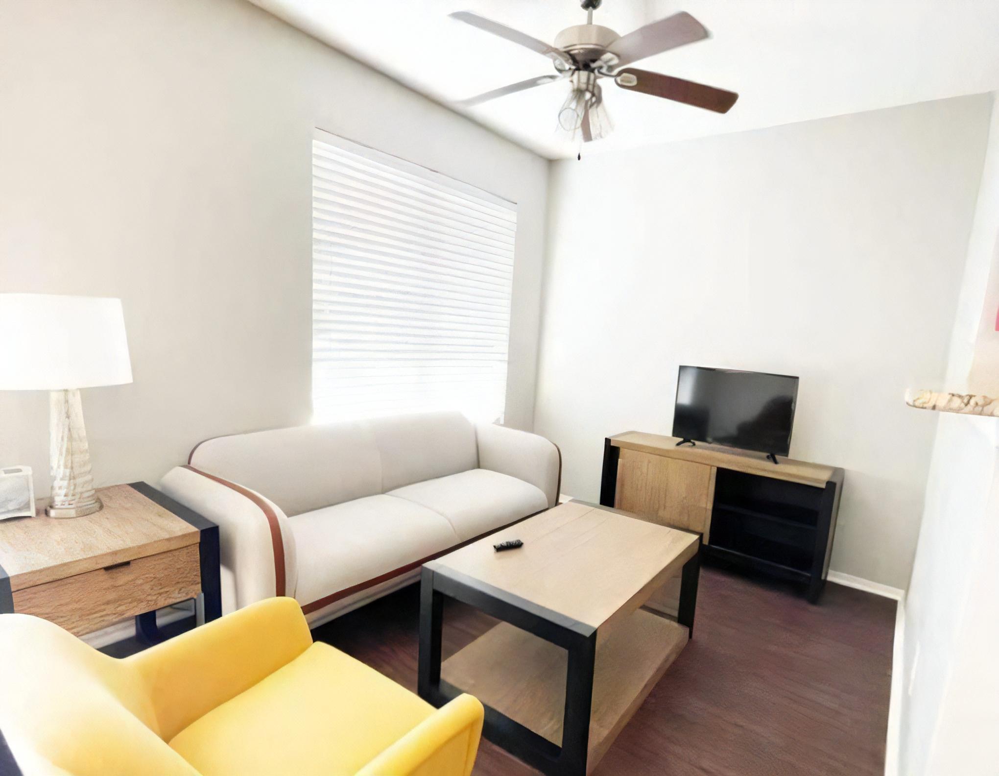 11411 Green Plaza Dr unit # 104 – photo 1