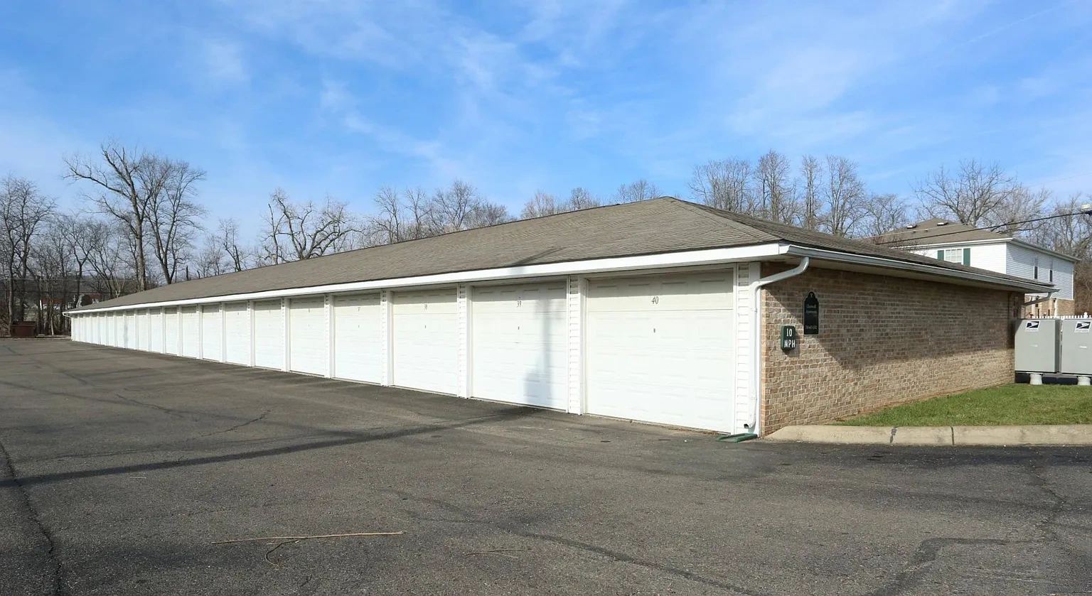 Chartwell Apartments – photo 1