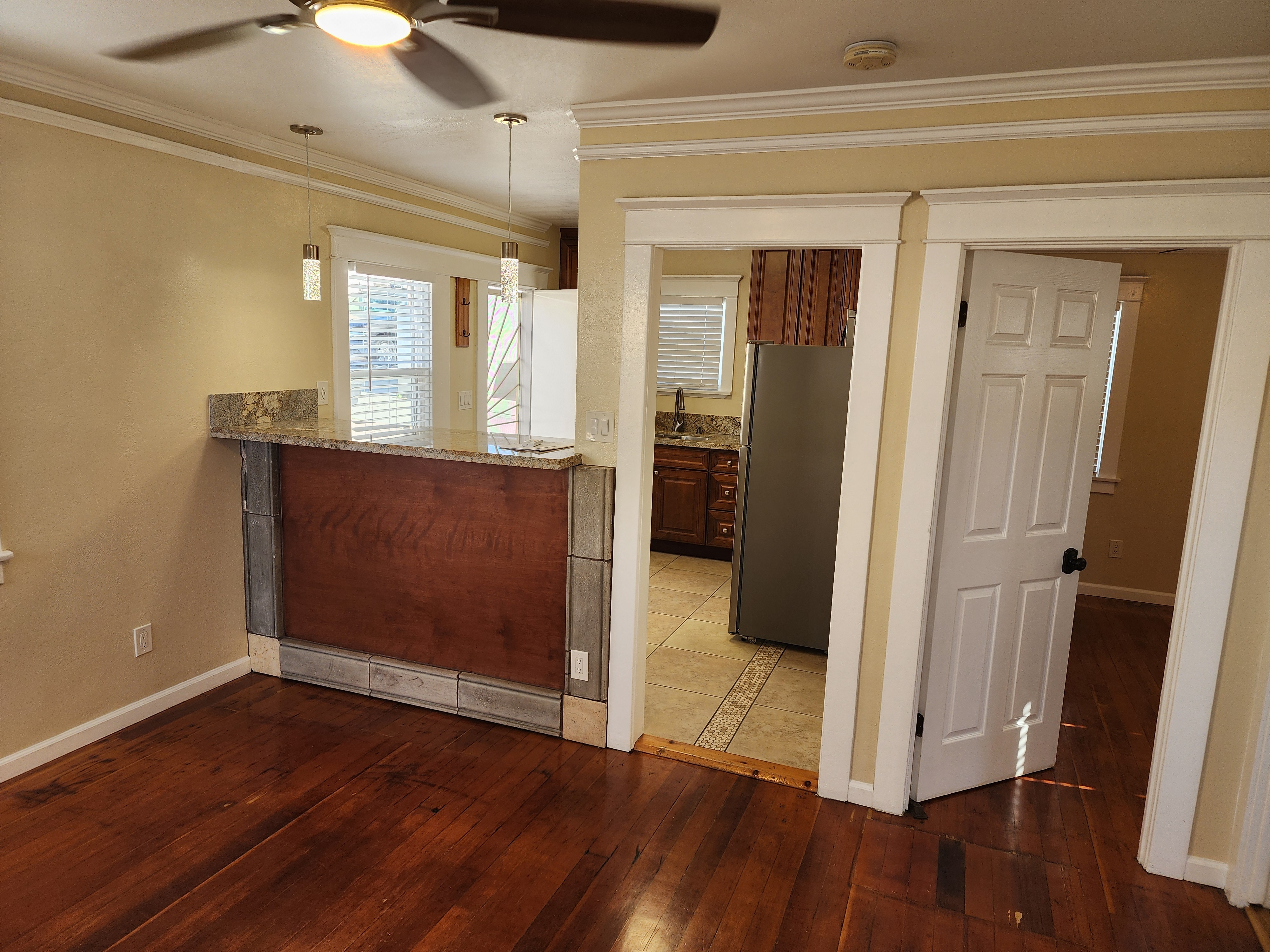 223 Southlook Ave – photo 4