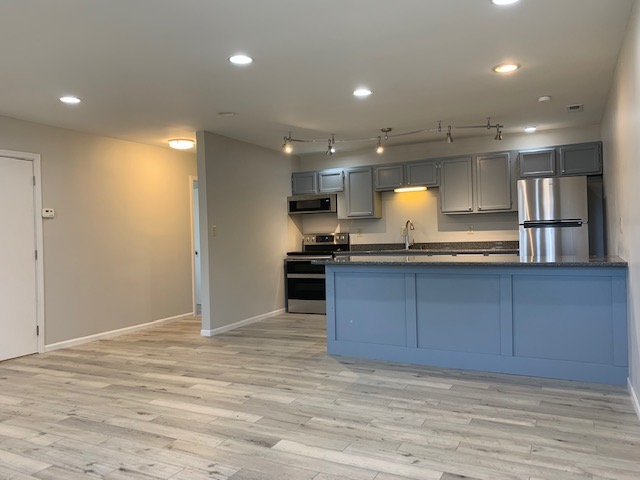 504 S Court St – photo 5