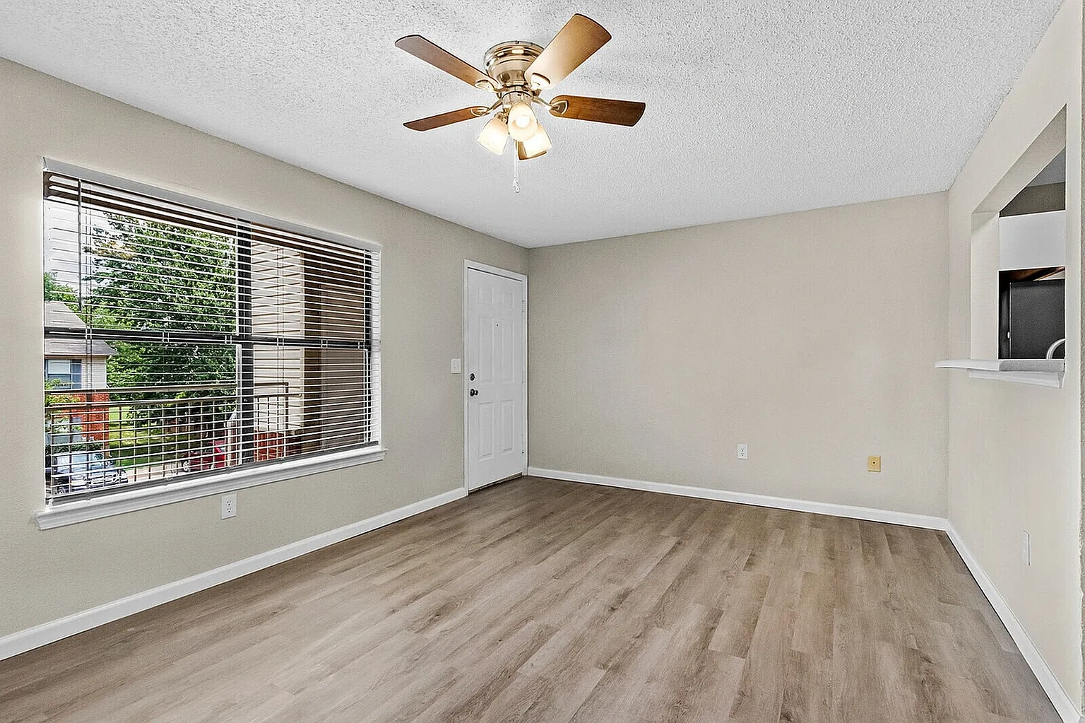 The Heights on Oak – photo 5