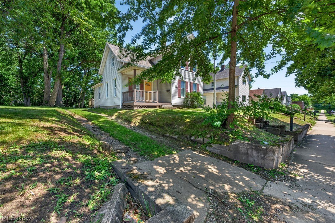 505 Brown St – photo 4