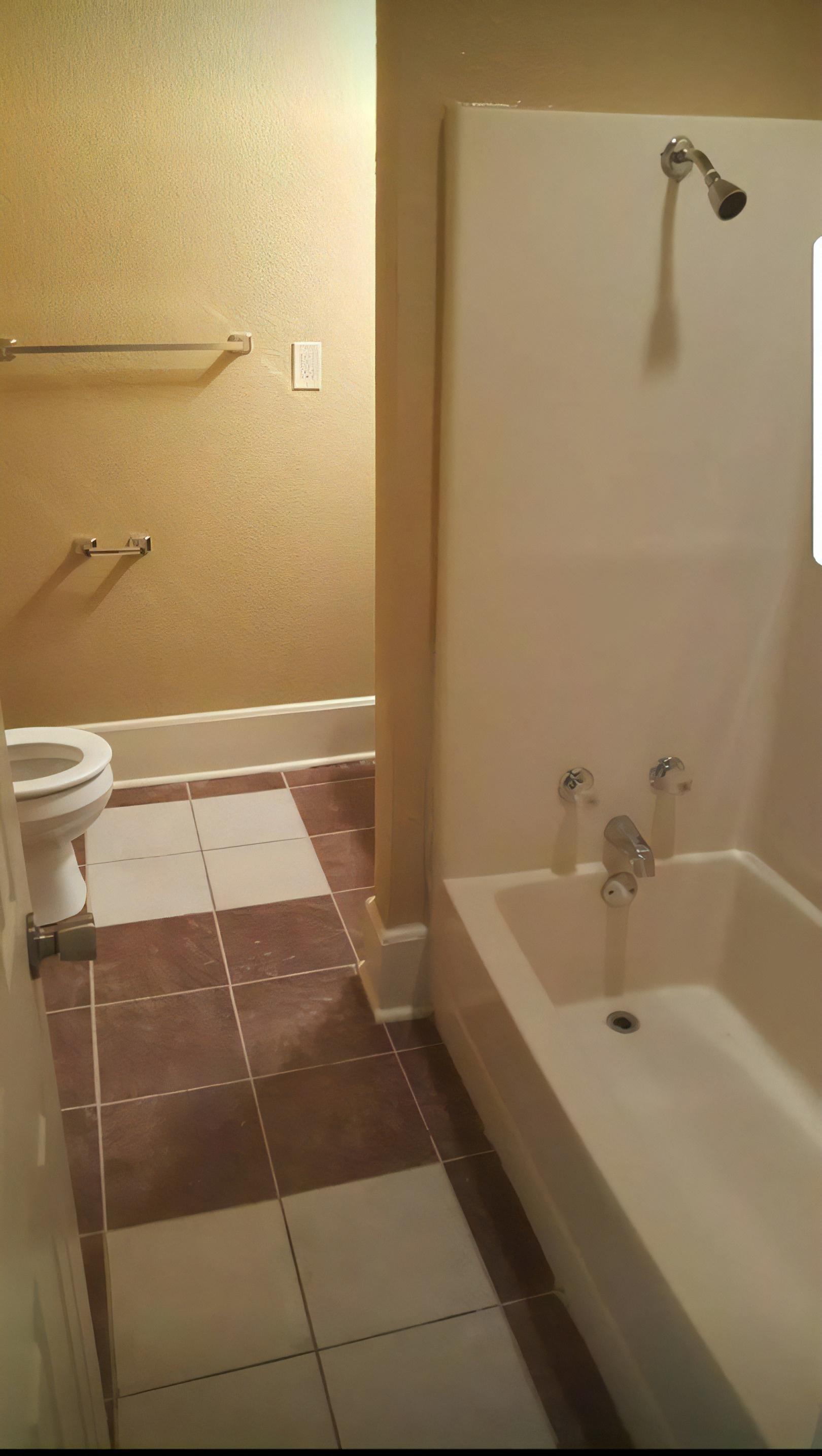 304 W Harding Ave unit 3 – photo 4