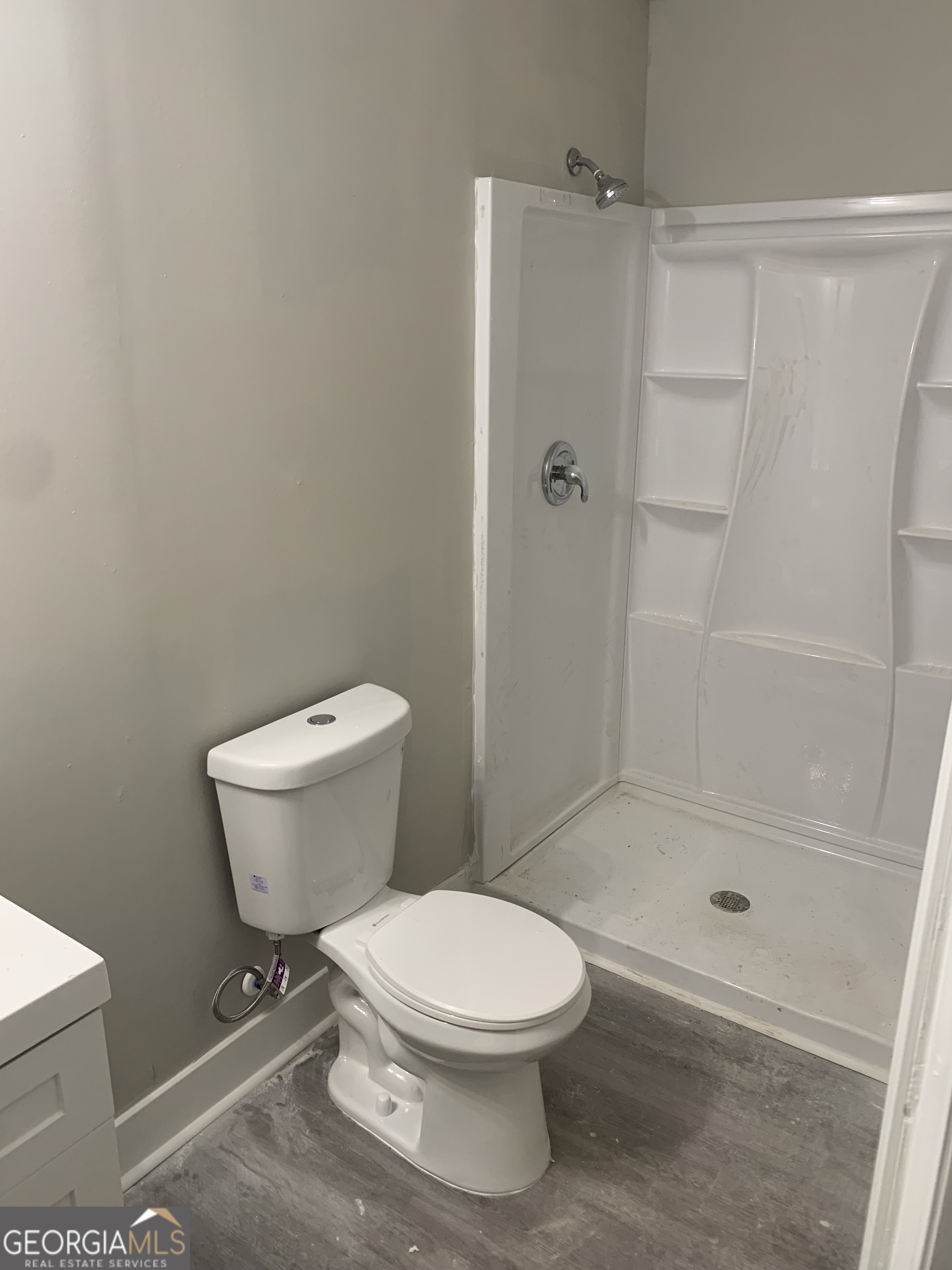 747 Harrold St – photo 5
