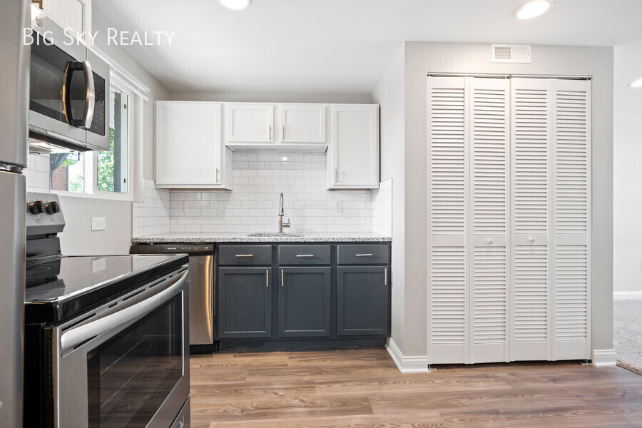 126 Town St – photo 5