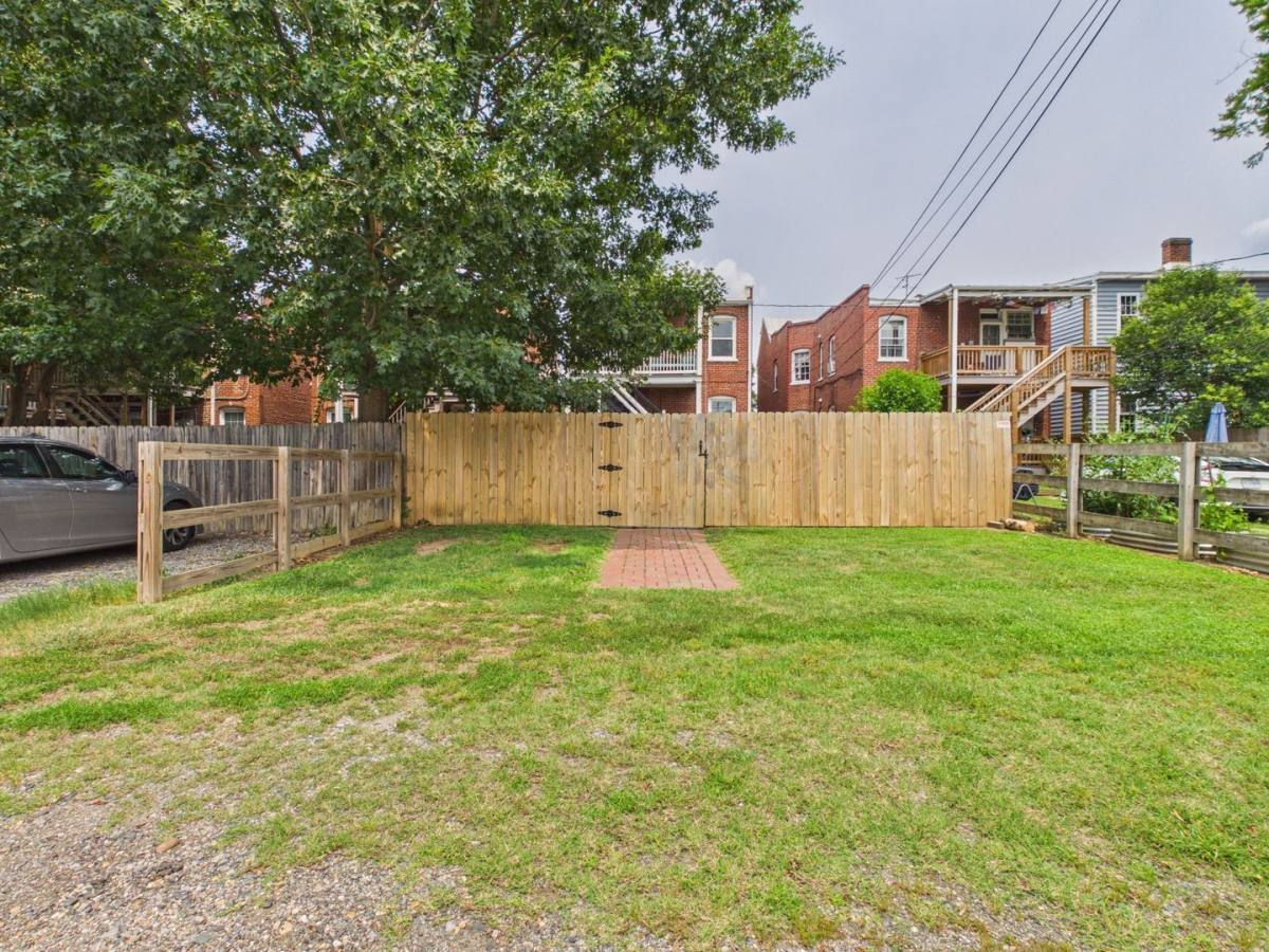 3543 Grove Ave unit A 2nd Floor – photo 4