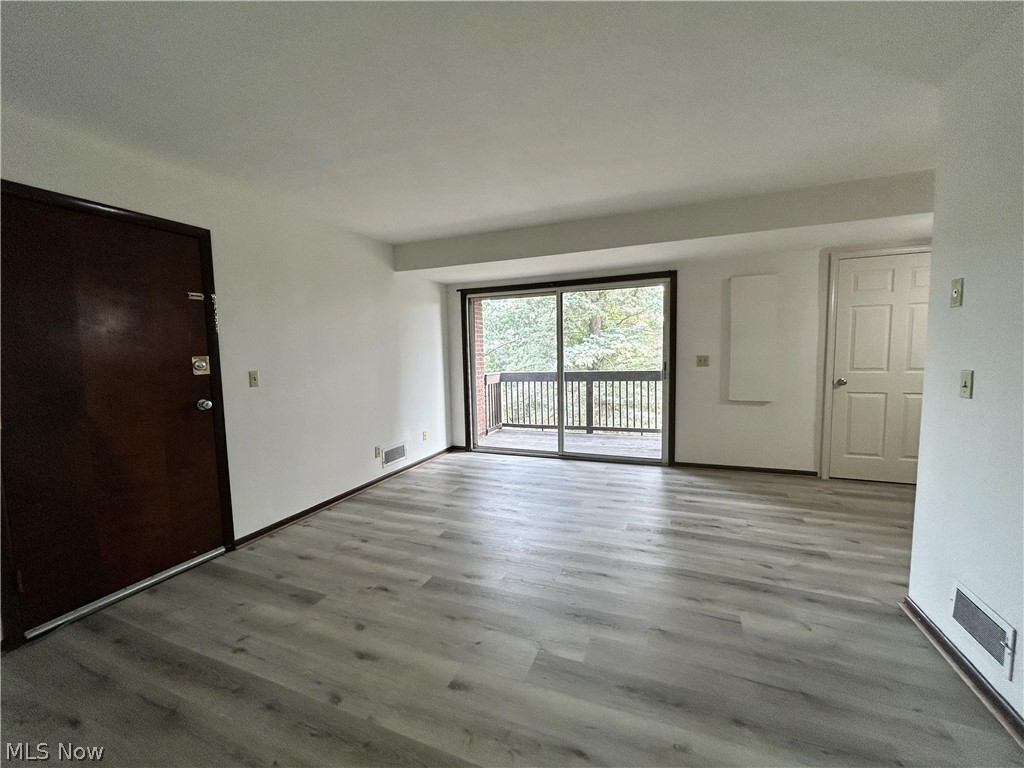 94 View St unit 9 – photo 2