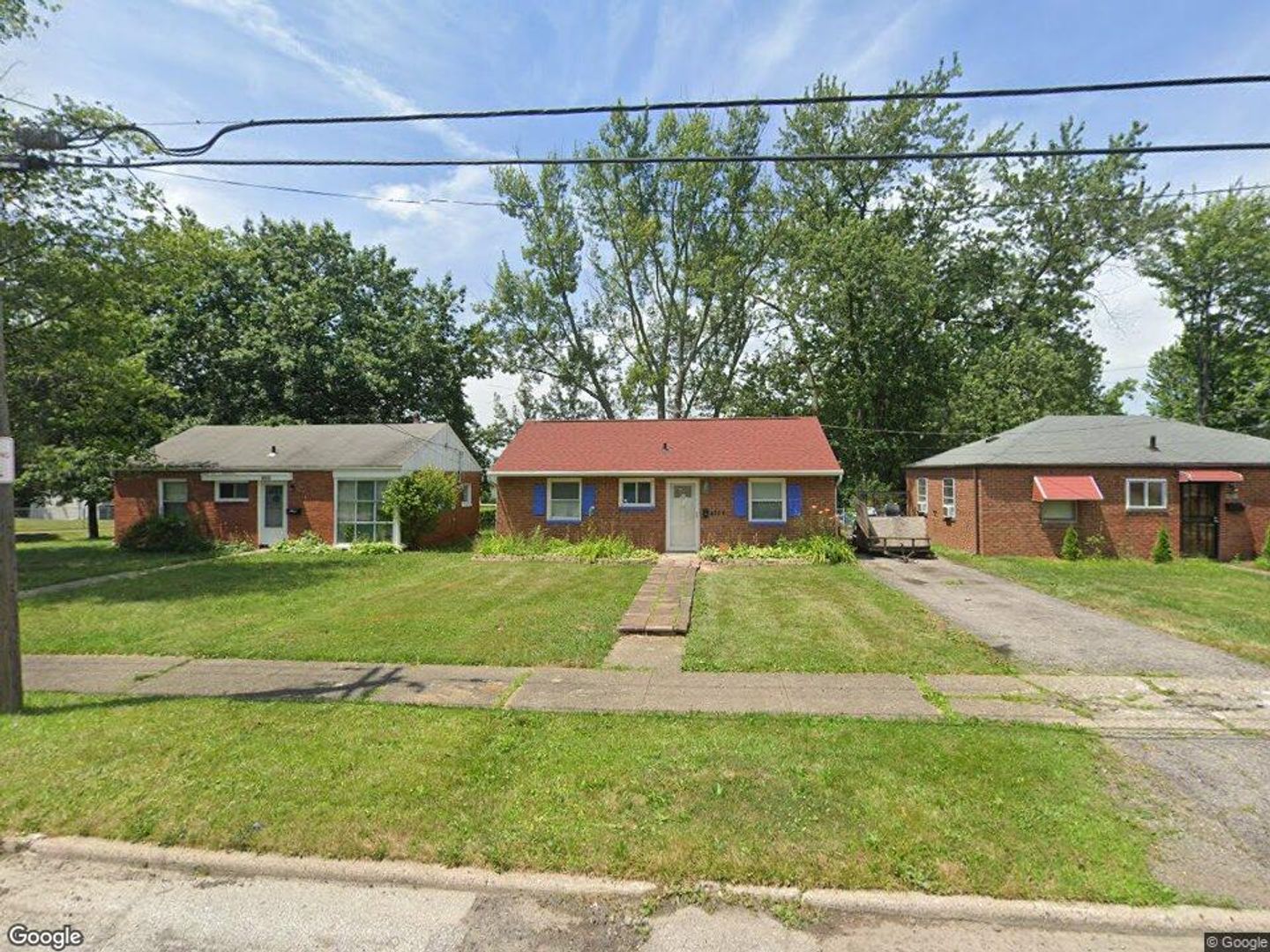 4354 E 175th St – photo 2