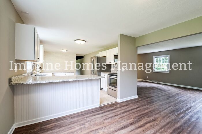 2351 Columbia Rd – photo 5