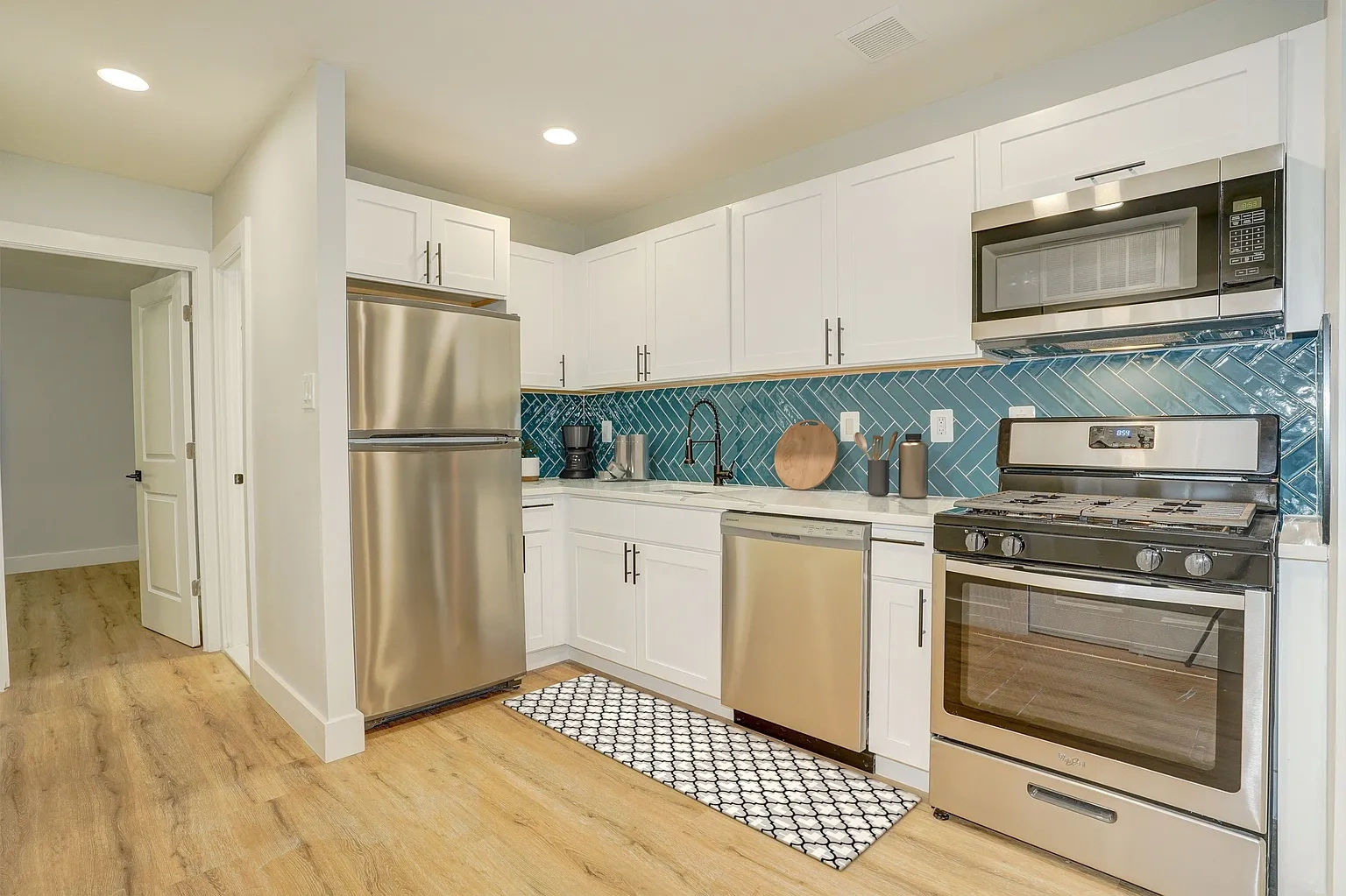 Park Glen Apartments – photo 1